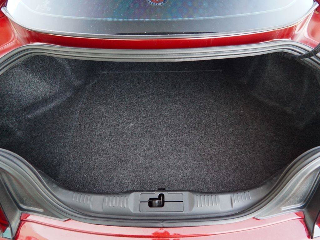 Used 2015 Ford Mustang GT Premium RWD image 9