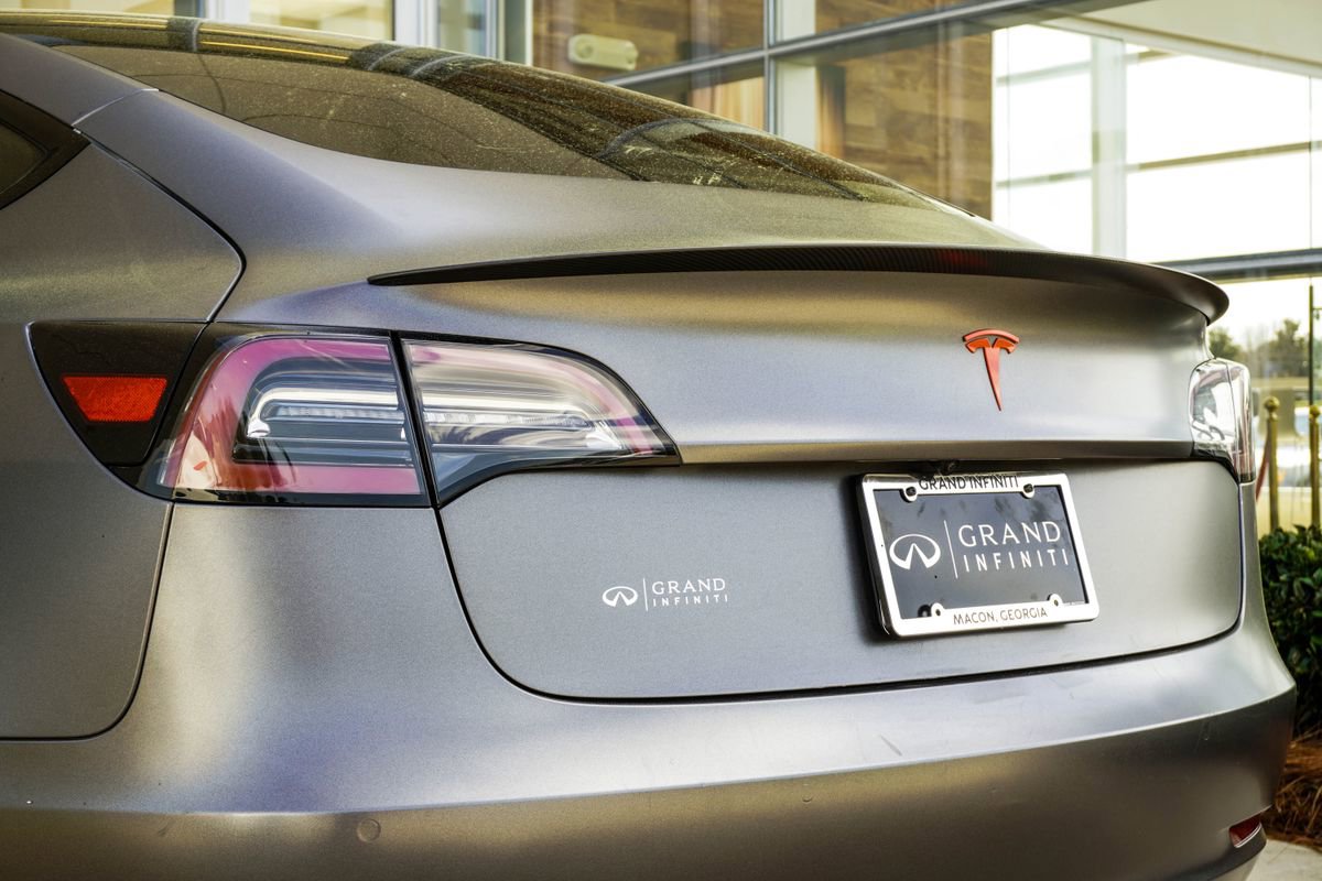 Used 2021 Tesla Model 3 Performance image 13