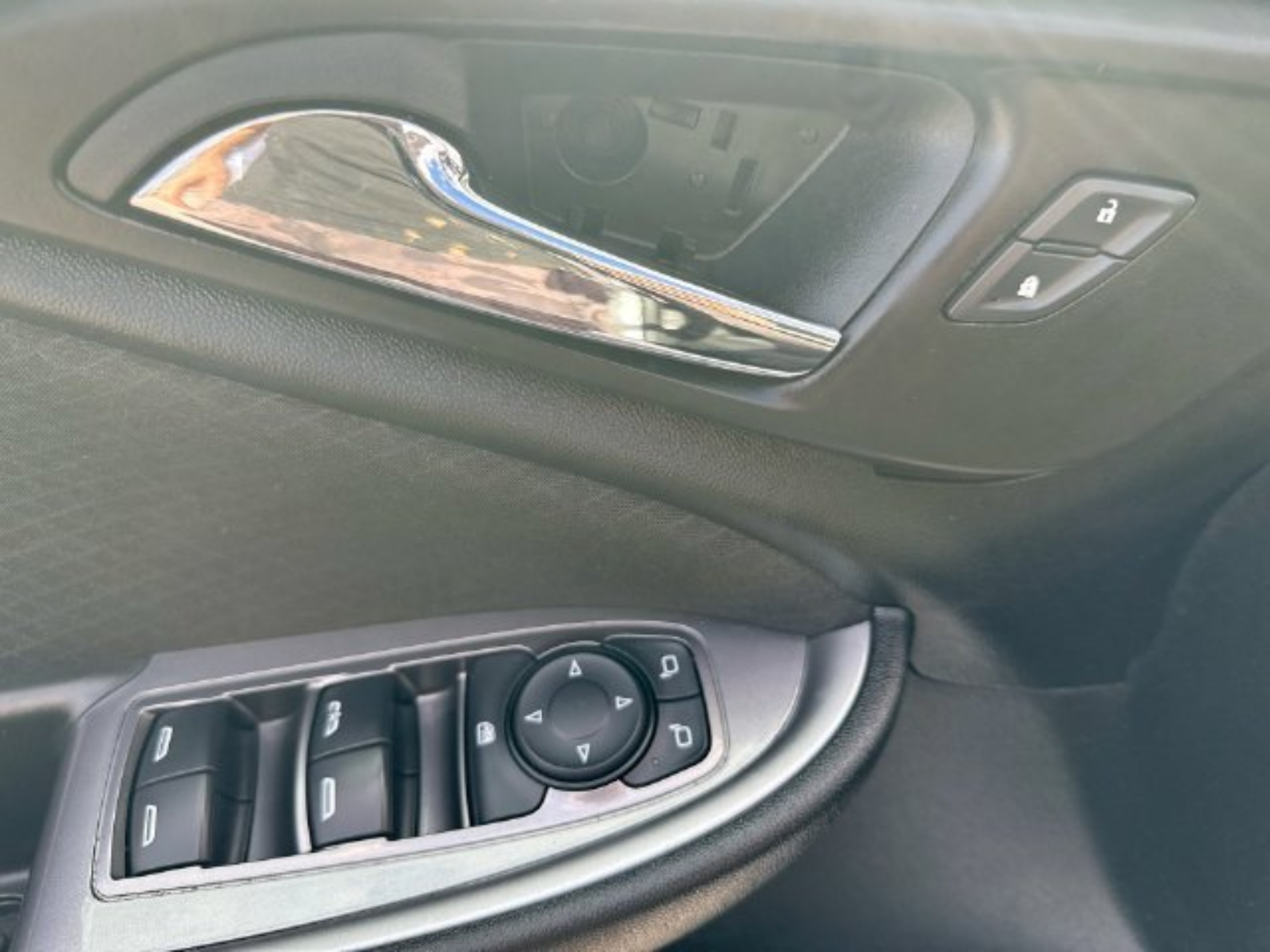 Used 2023 Chevrolet Malibu LT FWD image 15
