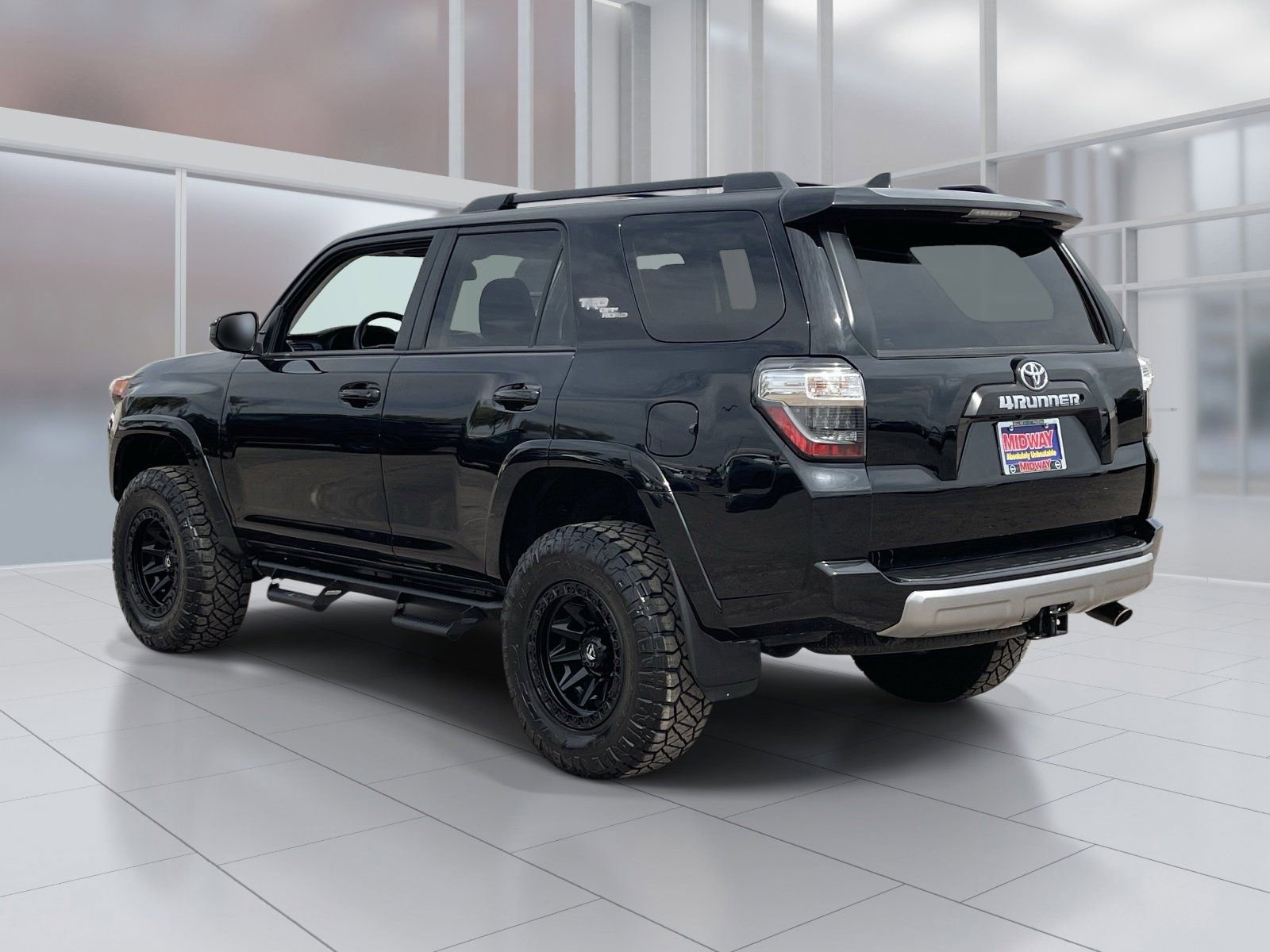 Used 2021 Toyota 4Runner TRD Off-Road AWD/4WD image 4