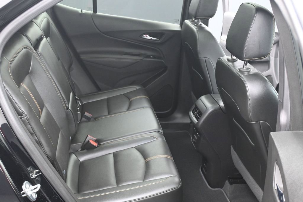 Used 2023 Chevrolet Equinox Premier AWD/4WD image 12