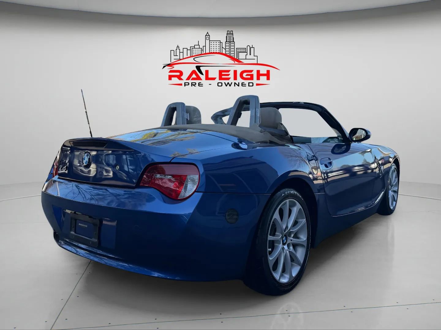 Used 2007 BMW Z4 3.0i image 6