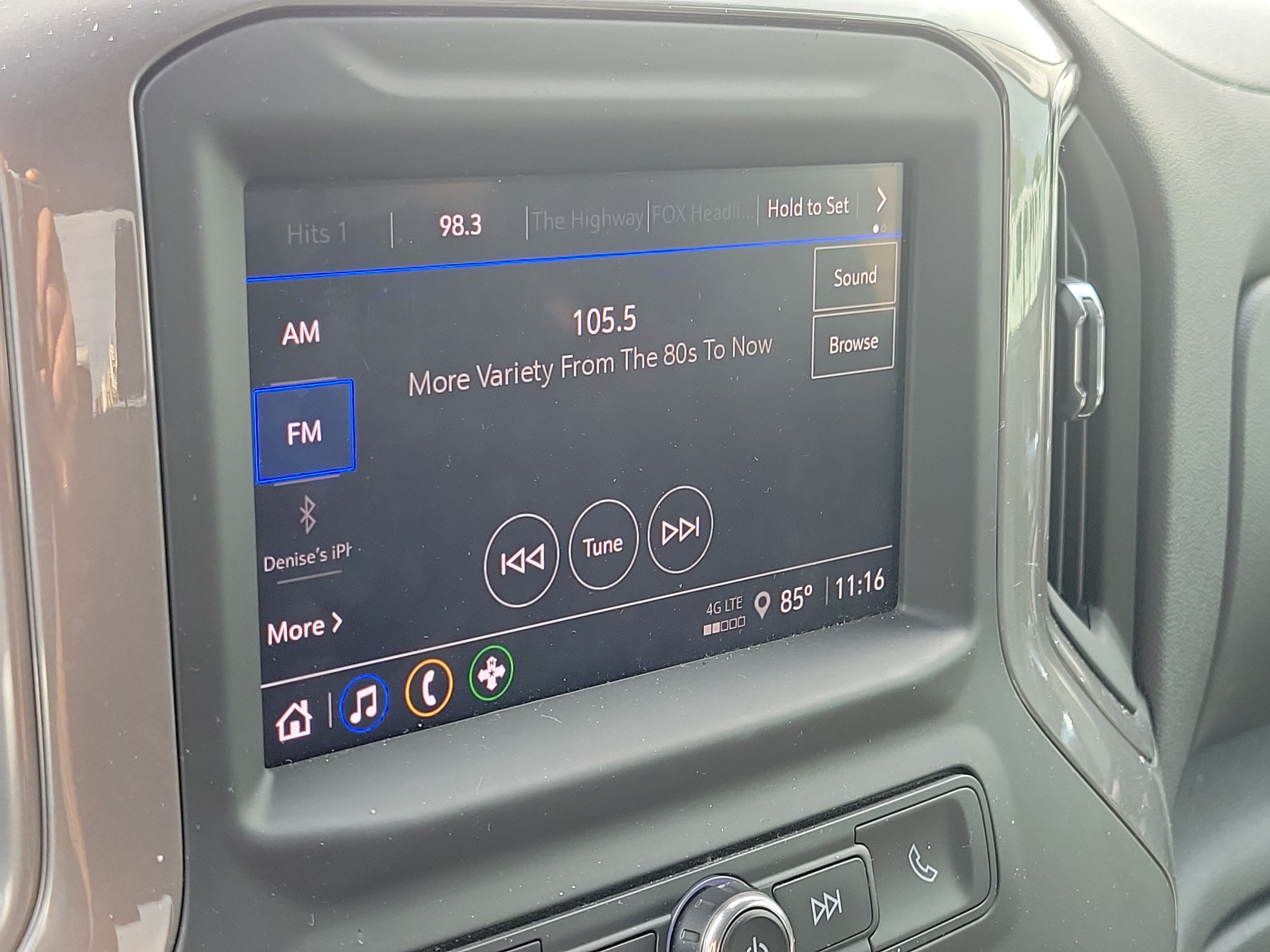 Used 2023 Chevrolet Silverado 1500 Custom RWD image 17