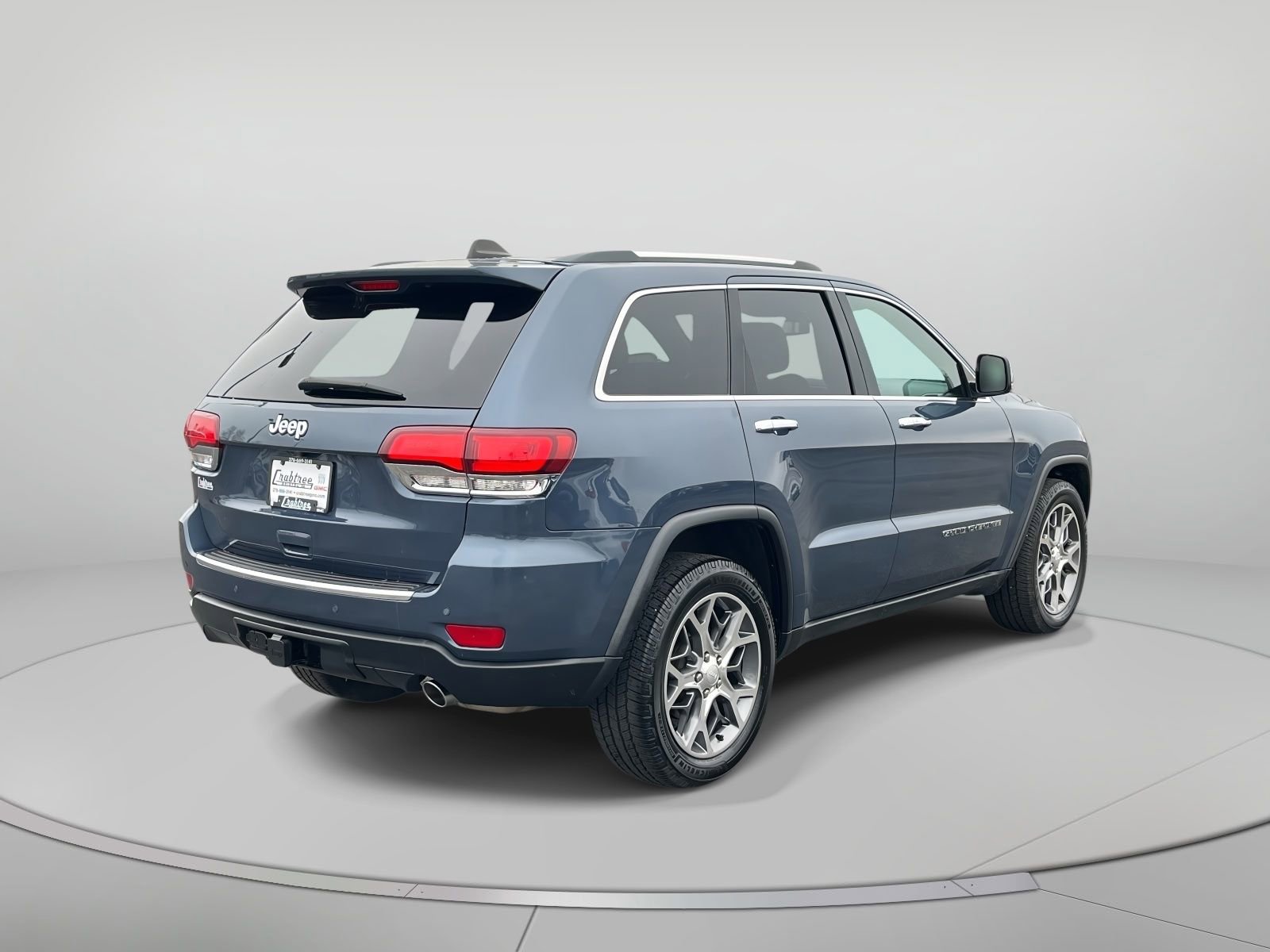 Used 2021 Jeep Grand Cherokee Limited w/ Trailer Tow Group IV AWD/4WD image 3