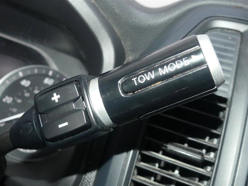 Used 2022 Nissan Titan S w/ S Utility Package image 33