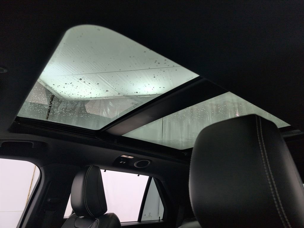 Used 2020 Ford Explorer ST w/ ST Street Pack image 32