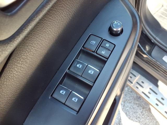 Used 2017 Toyota Highlander Limited Platinum AWD/4WD image 35