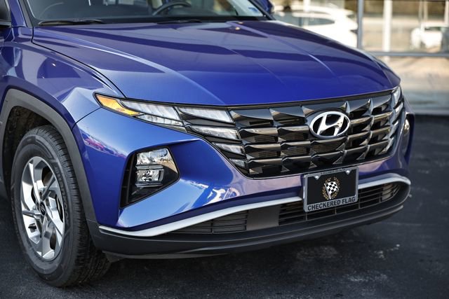 Used 2023 Hyundai Tucson SE image 2