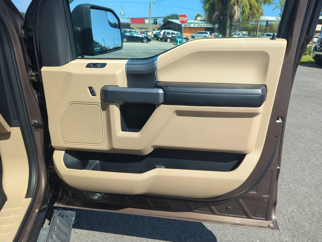 Used 2015 Ford F150 XLT w/ Equipment Group 302A Luxury RWD image 32
