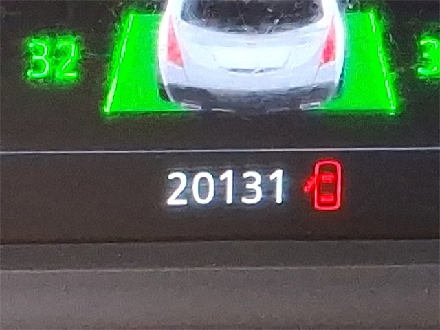 Used 2025 Cadillac XT5 Premium Luxury image 20