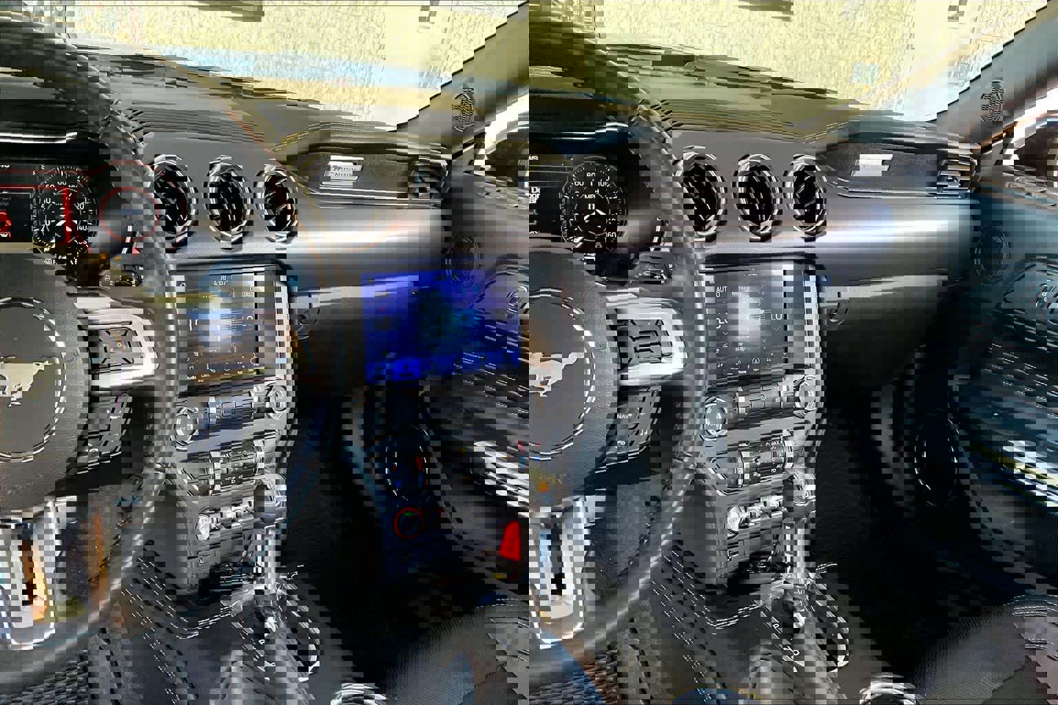 Used 2021 Ford Mustang GT Premium w/ Equipment Group 401A image 5