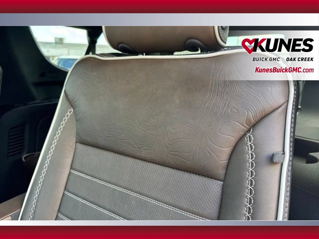 Used 2026 GMC Yukon XL Denali Ultimate w/ LPO, Floor Liner Package AWD/4WD image 28