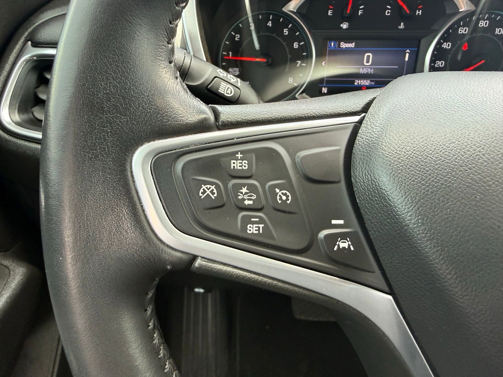 Used 2022 Chevrolet Equinox LT image 17