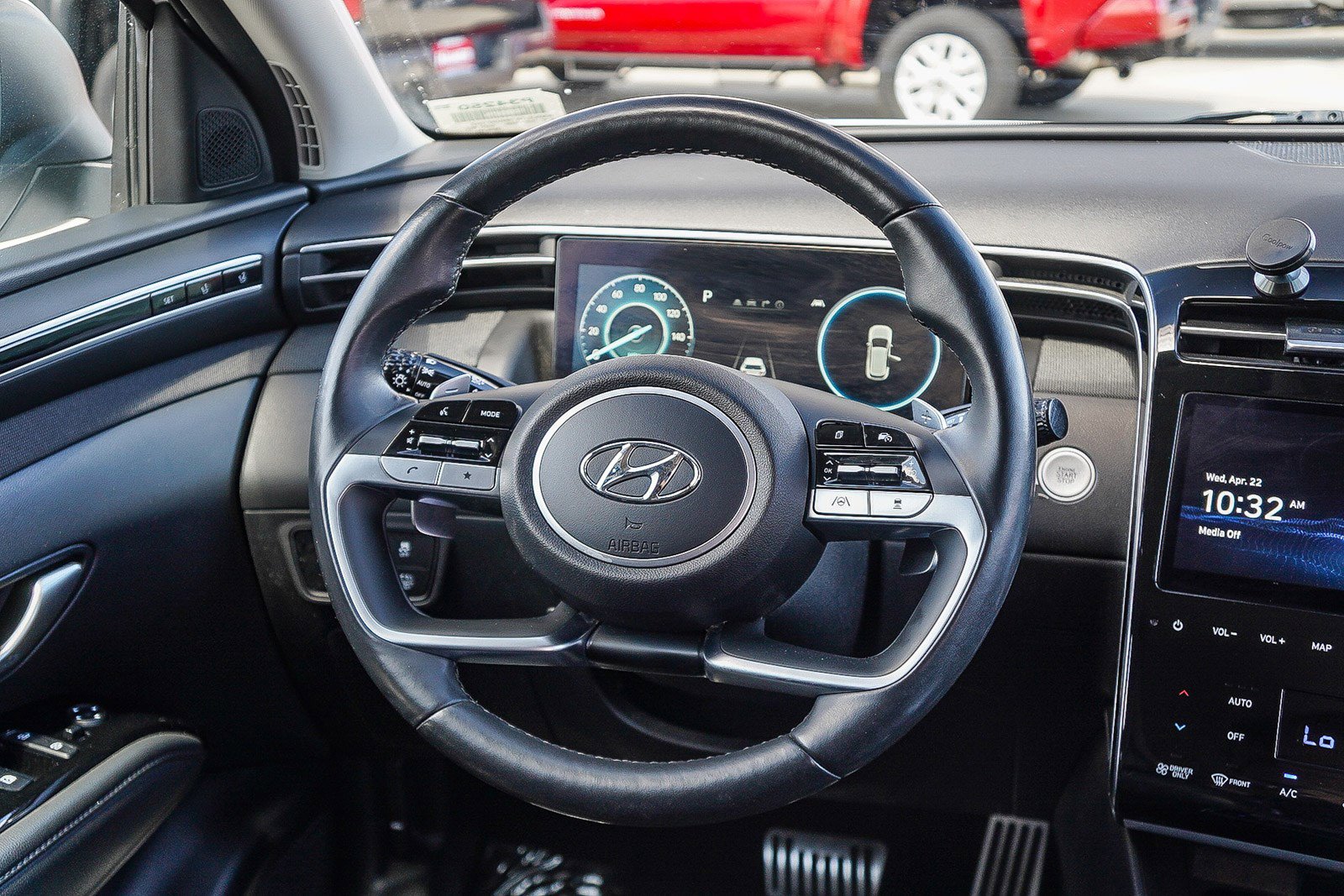Used 2022 Hyundai Tucson Limited AWD/4WD image 16