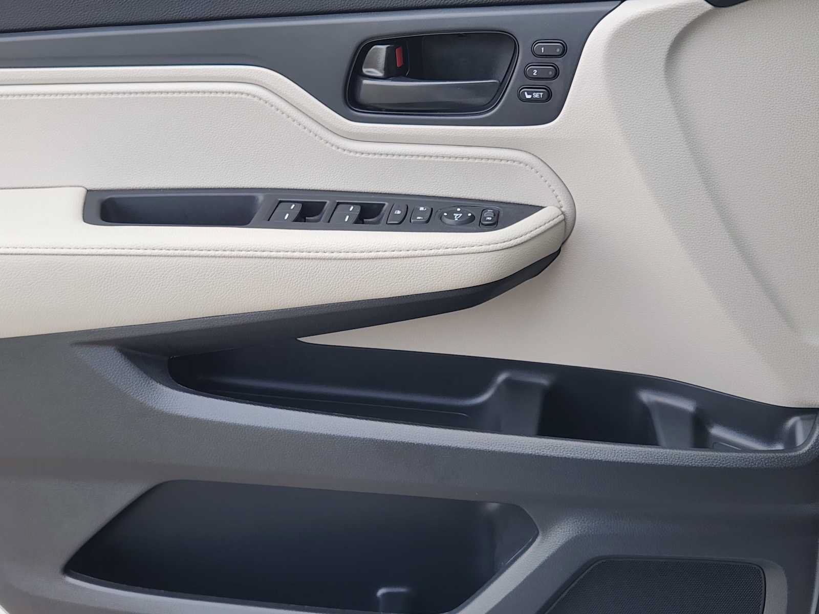 Certified 2026 Honda Odyssey EX-L image 22