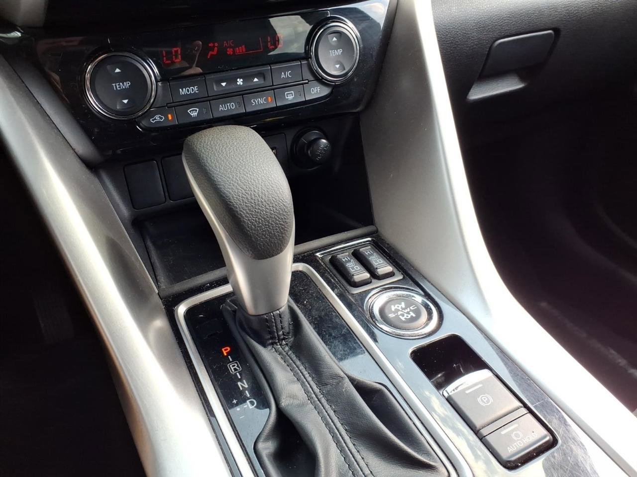 Used 2026 Mitsubishi Eclipse Cross AWD image 14