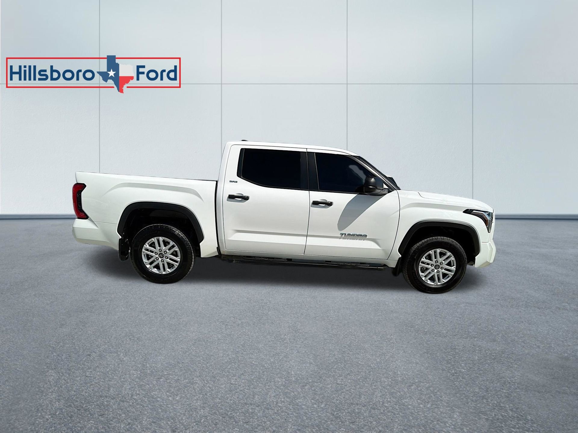 Used 2024 Toyota Tundra SR5 image 5