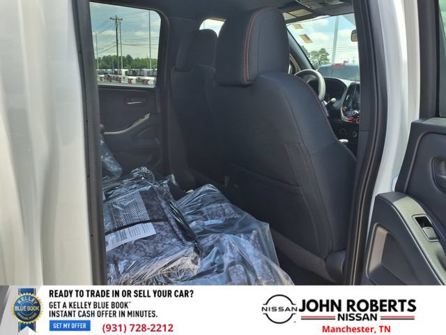 New 2026 Nissan Frontier PRO-4X w/ Tow Package AWD/4WD image 17