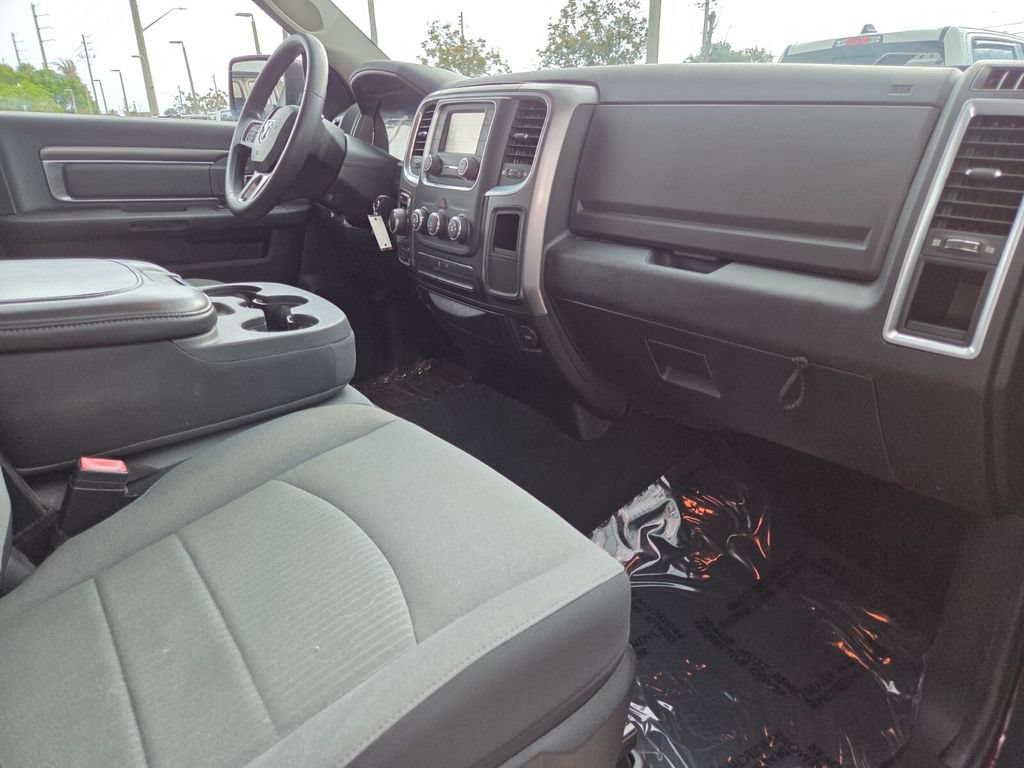Used 2021 RAM 1500 Classic SLT AWD/4WD image 14