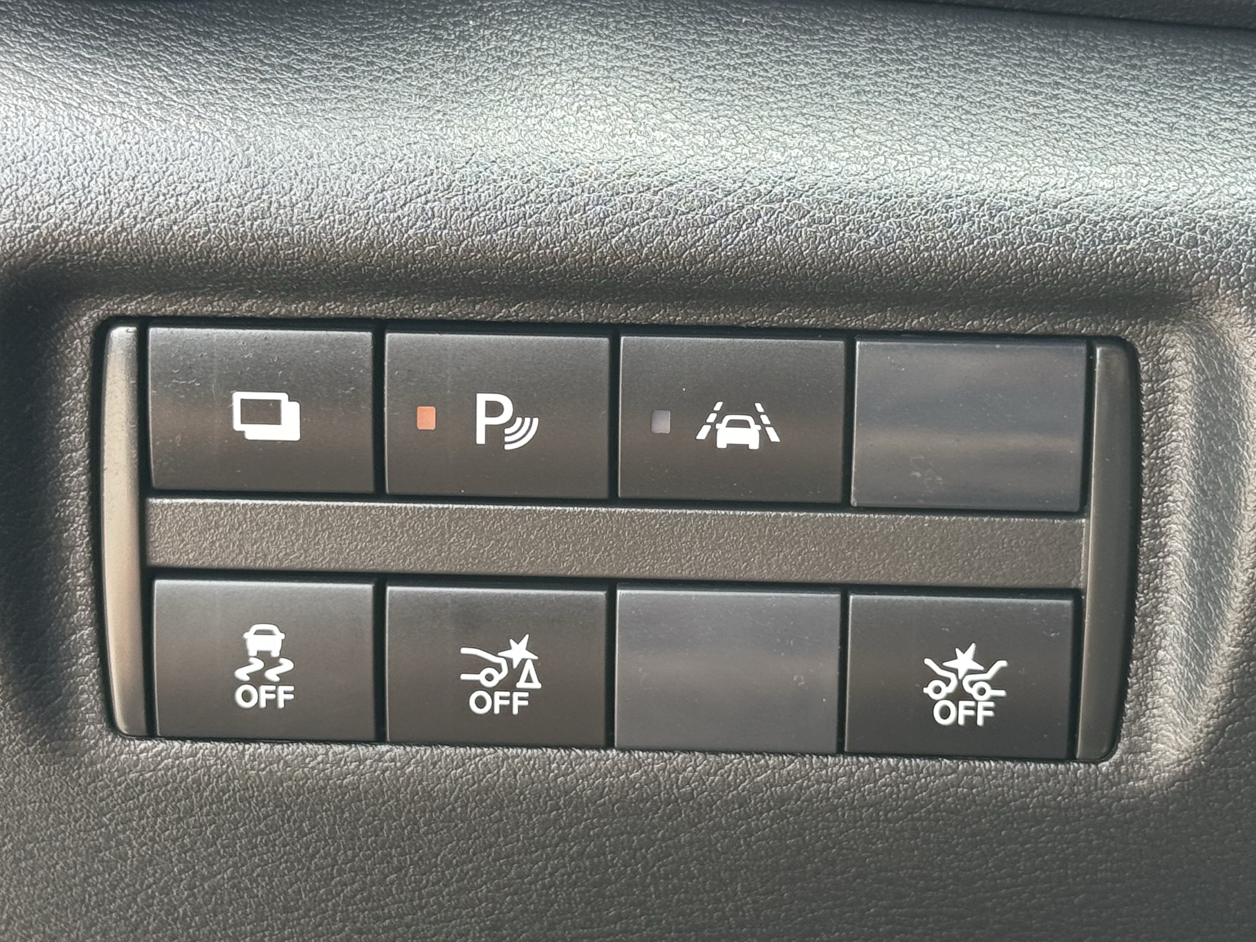 Used 2020 Nissan Versa S FWD image 23