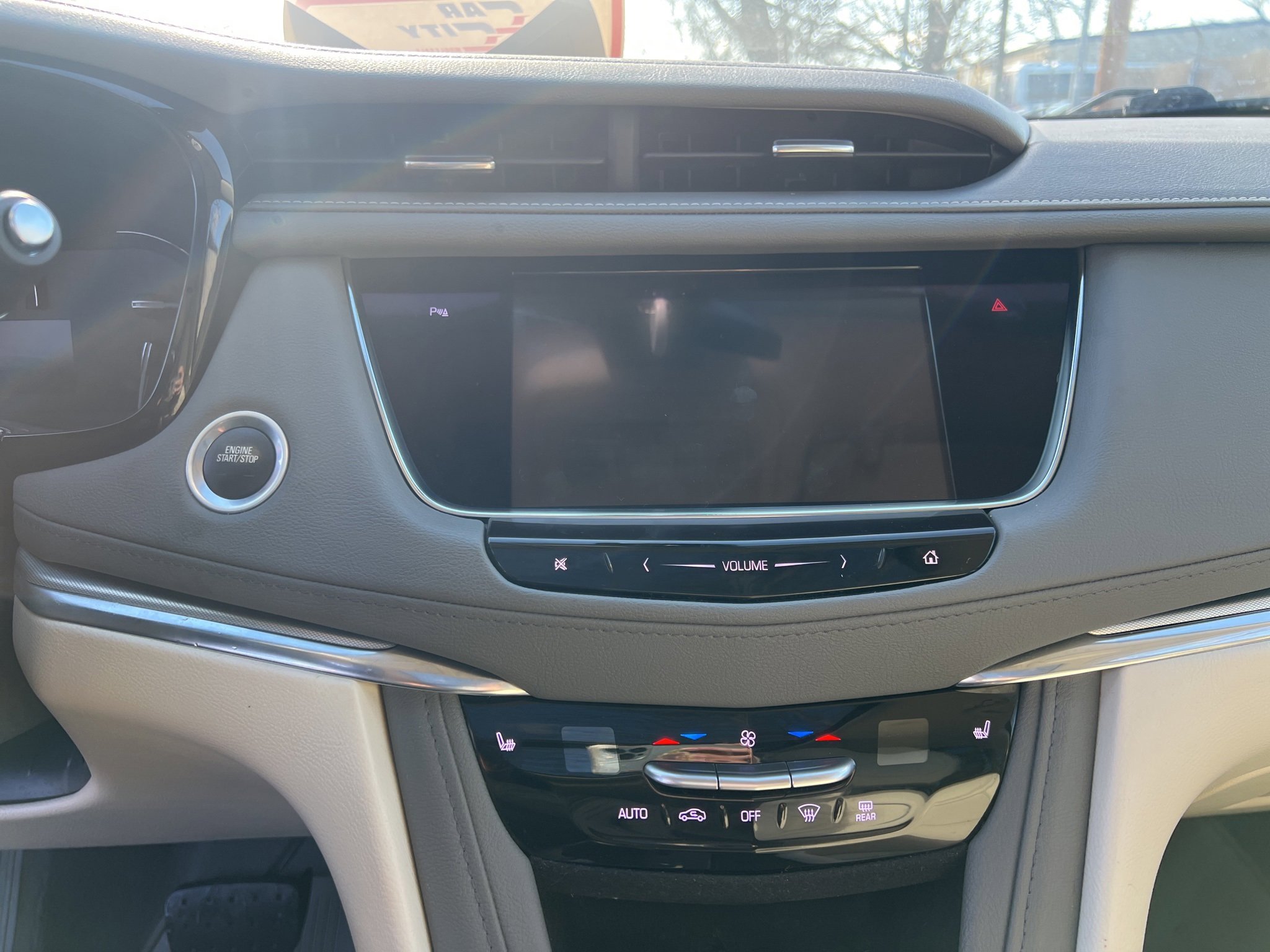 Used 2019 Cadillac XT5 Luxury image 18
