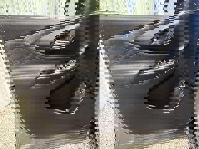 Used 2024 Buick Envista Sport Touring w/ Convenience I Package image 13