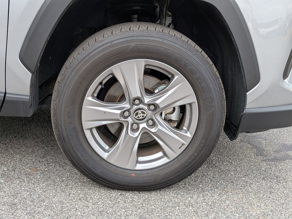 Used 2024 Toyota RAV4 XLE image 12