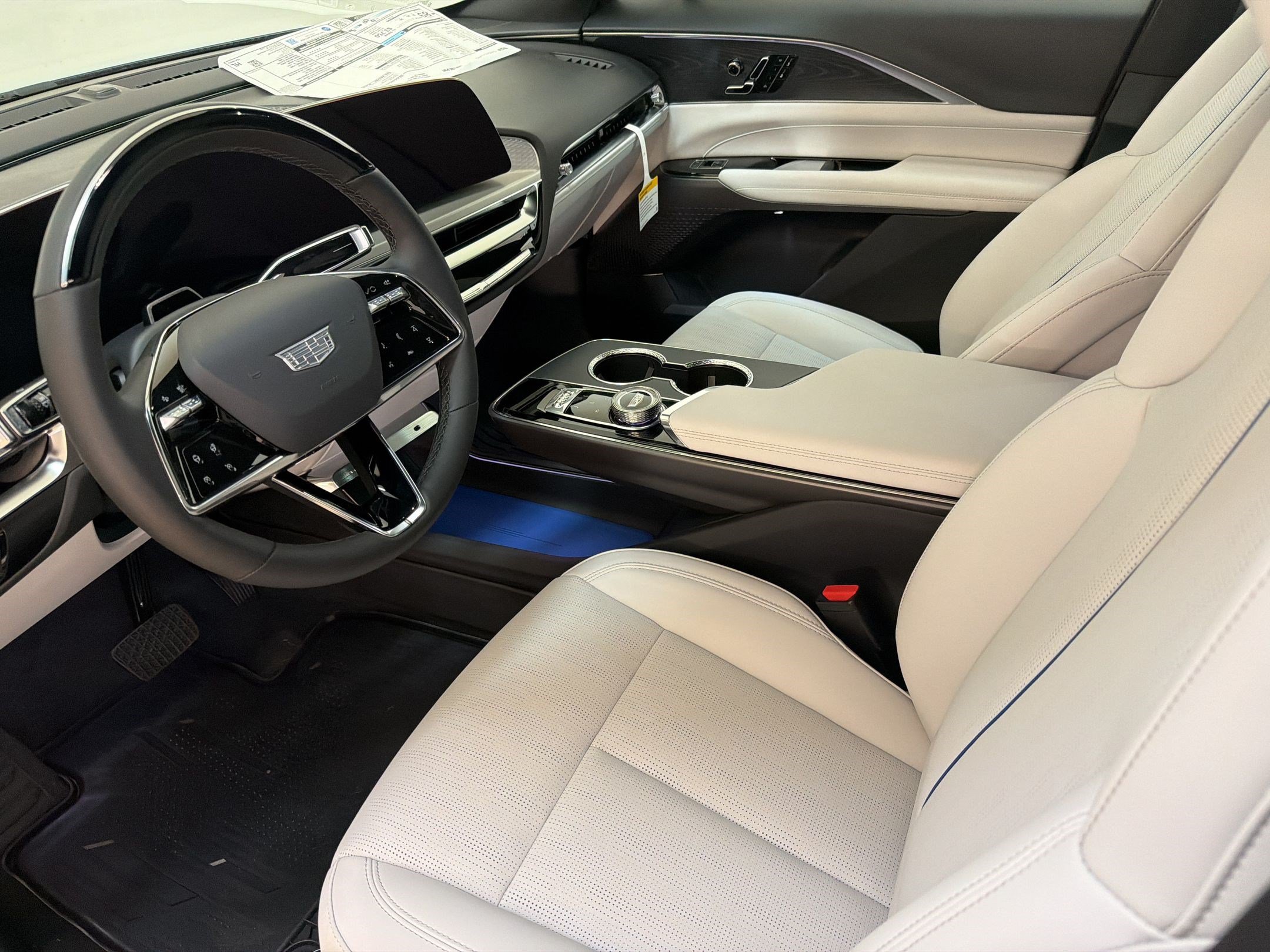New 2026 Cadillac Lyriq Sport AWD/4WD image 21