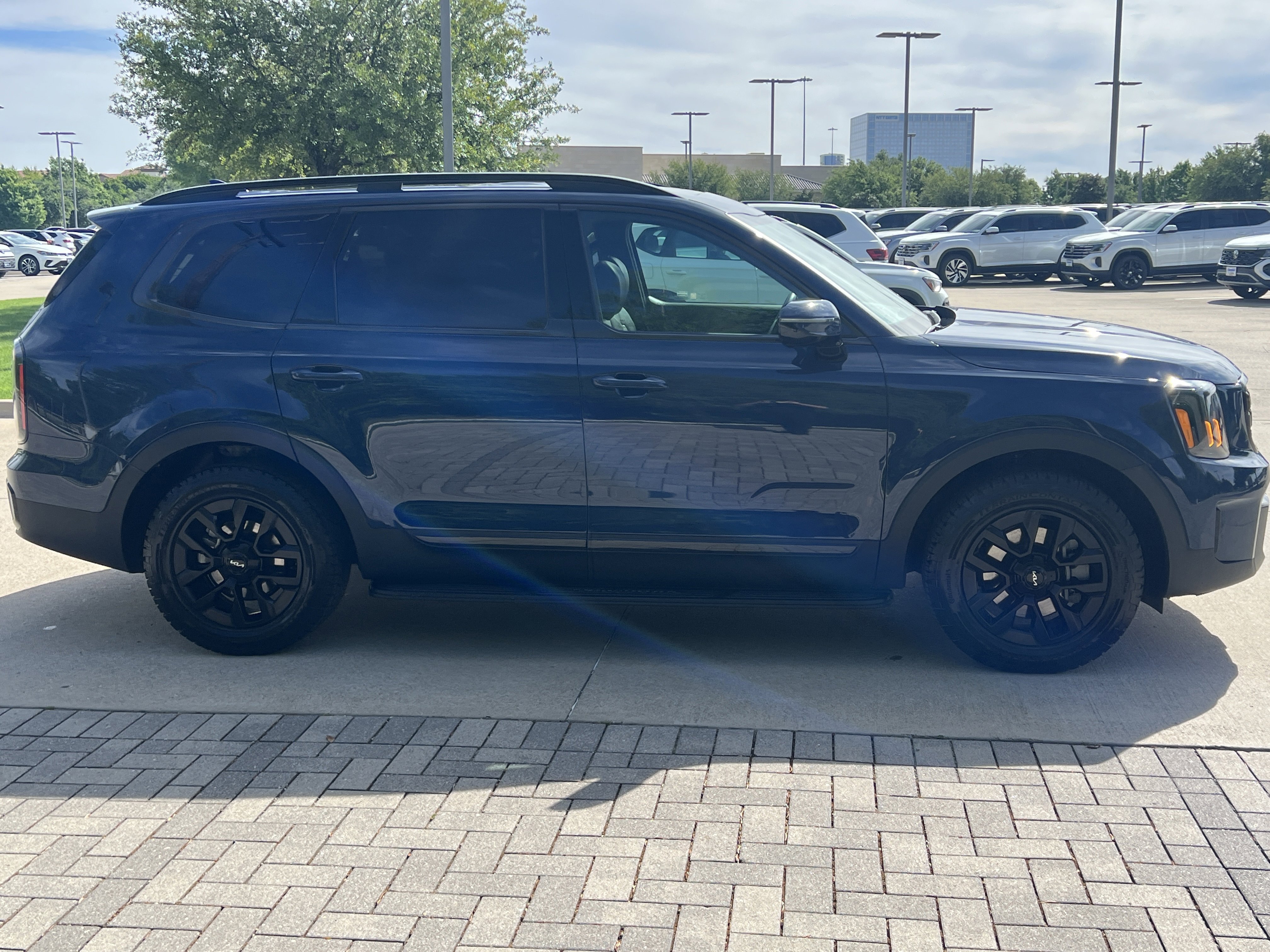 Used 2024 Kia Telluride SX X-Pro AWD/4WD image 11