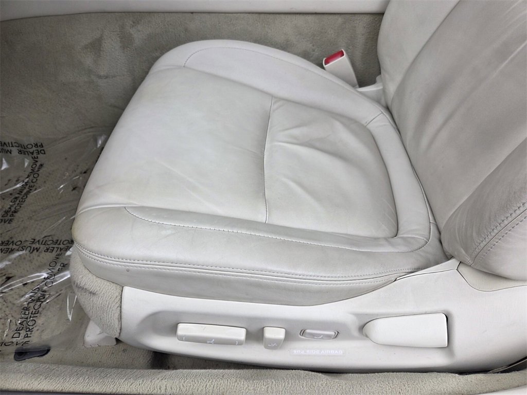 Used 2005 Lexus SC 430 Convertible image 22