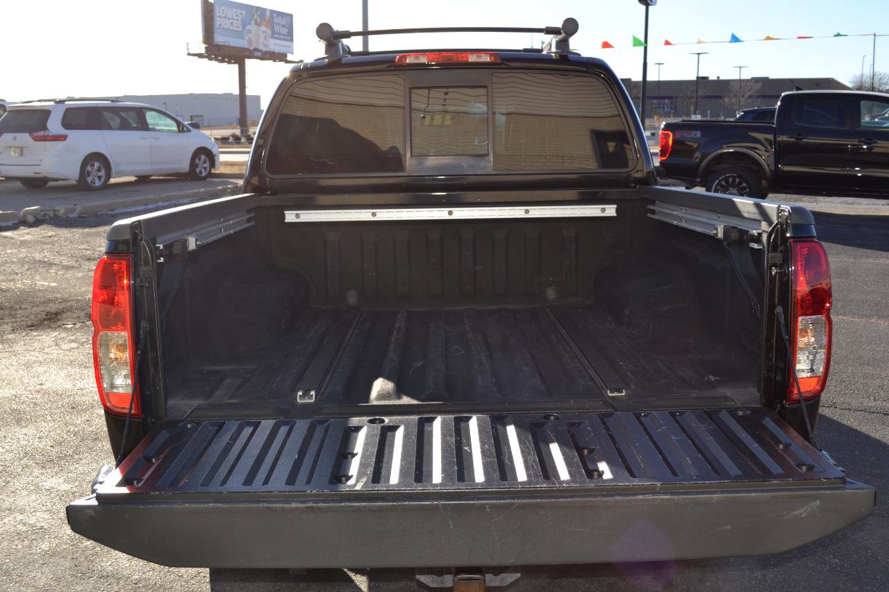 Used 2016 Nissan Frontier PRO-4X w/ Pro-4x Luxury Package image 7