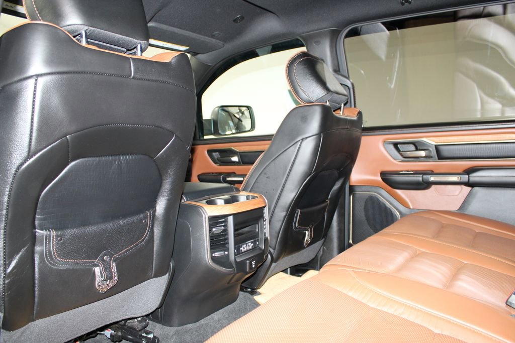 Used 2022 RAM 1500 Limited w/ Body-Colour Bumper Group AWD/4WD image 26