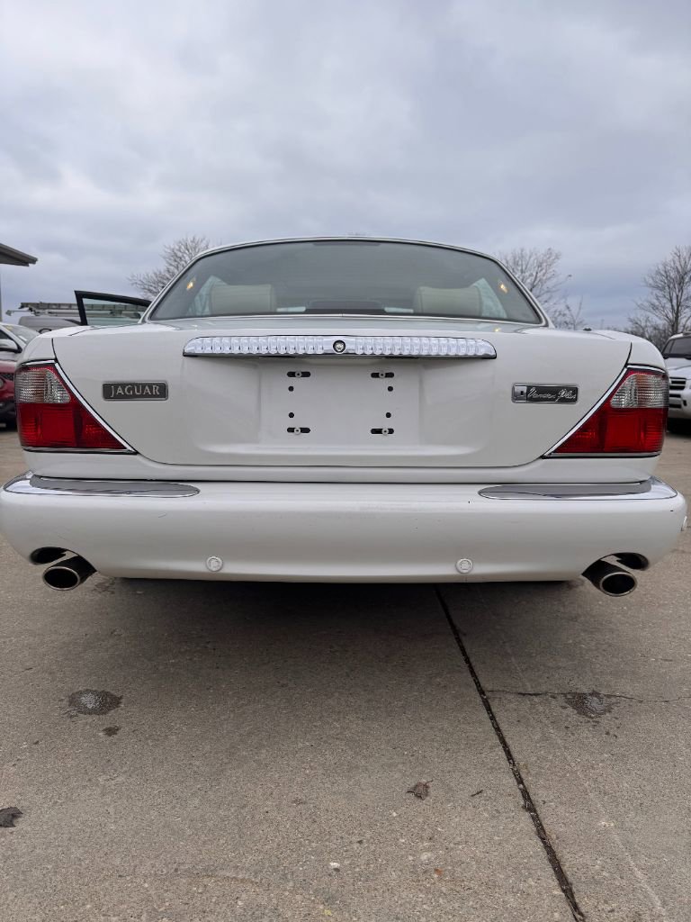 Used 2001 Jaguar XJ Vanden Plas image 6
