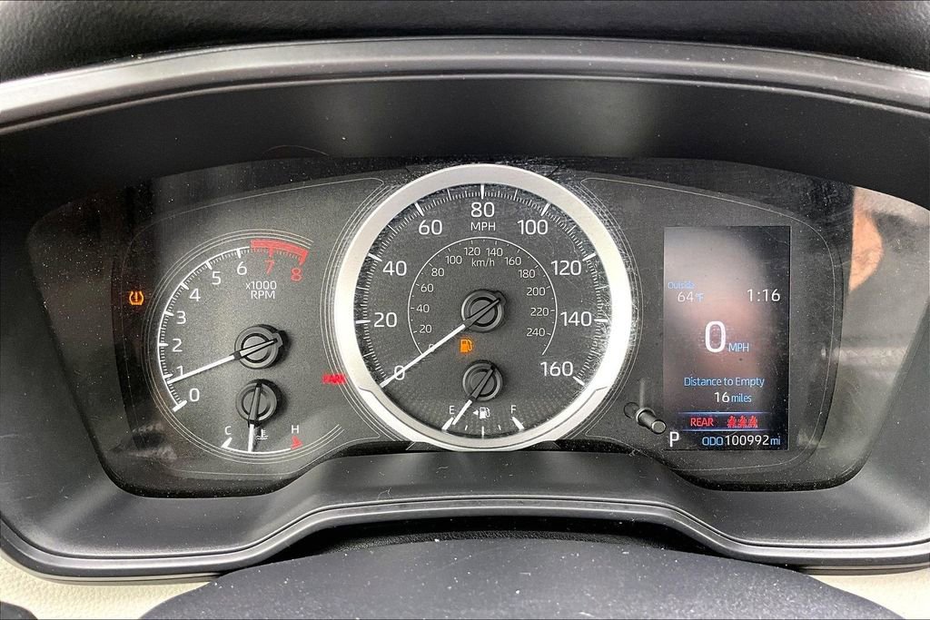 Used 2020 Toyota Corolla LE FWD image 10