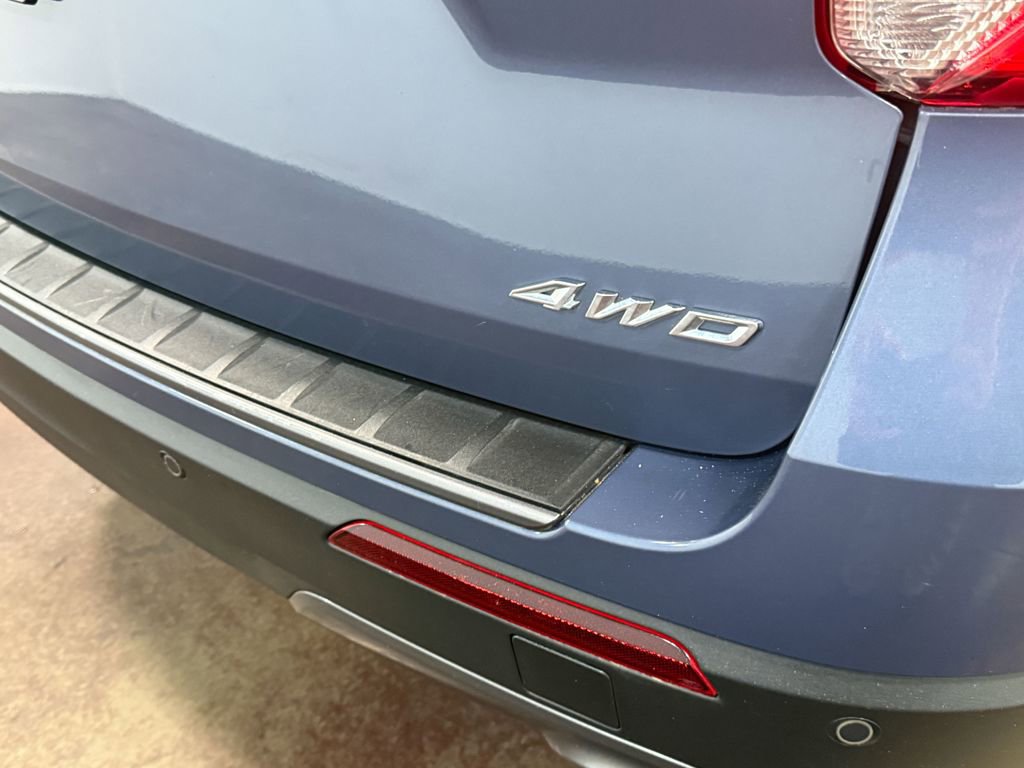 Used 2021 Ford Explorer XLT w/ Equipment Group 202A image 49