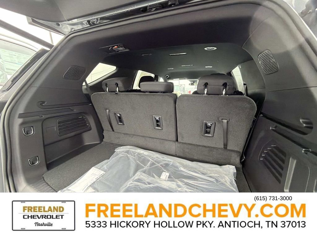 New 2026 Chevrolet Traverse LT w/ LPO, Floor Liner Package image 9