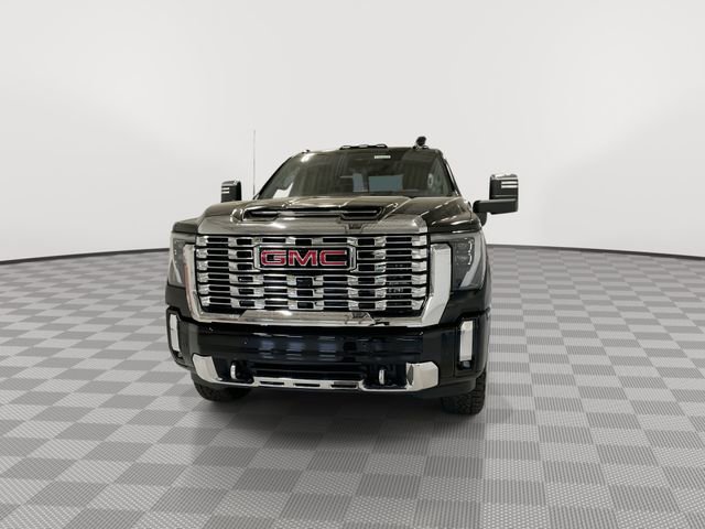 New 2026 GMC Sierra 2500 Denali w/ Denali Reserve Package image 3