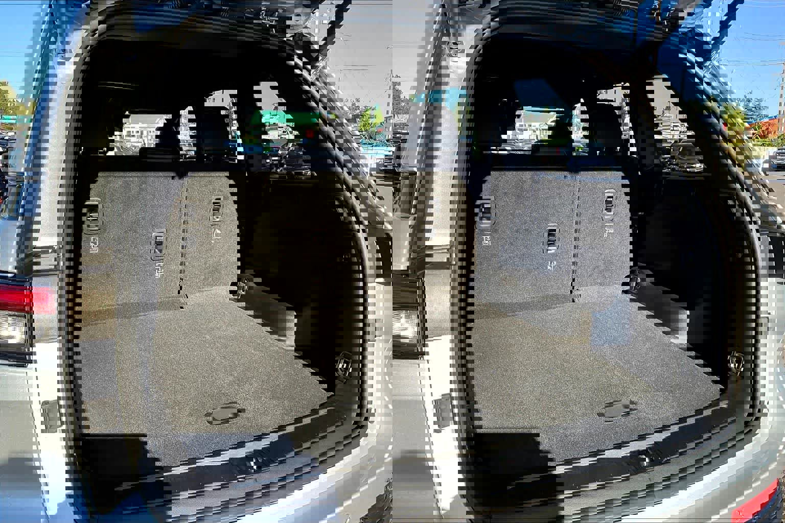 New 2025 Jeep Grand Cherokee Limited w/ Luxury Tech Group II image 19