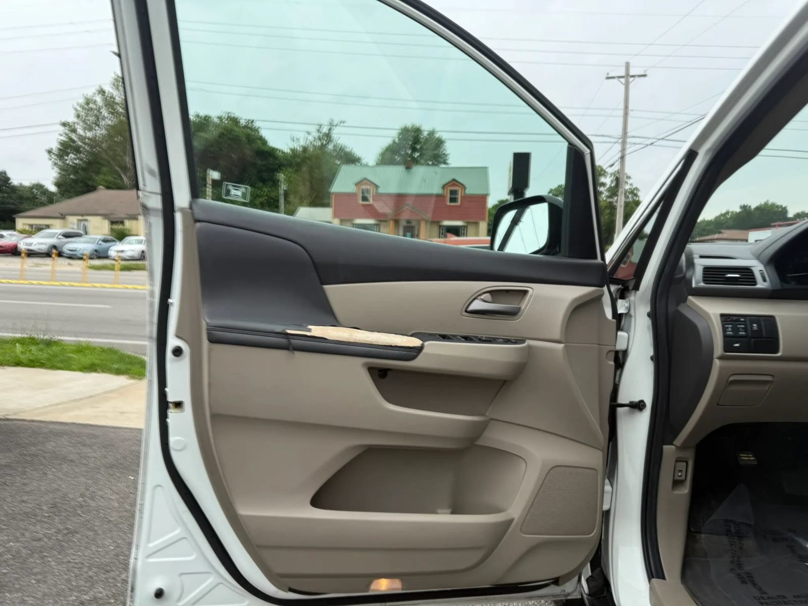 Used 2011 Honda Odyssey EX-L image 9