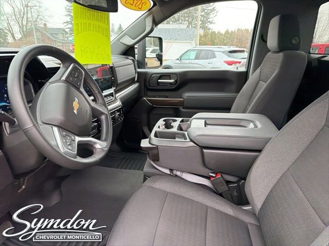 Used 2025 Chevrolet Silverado 3500 LT image 10