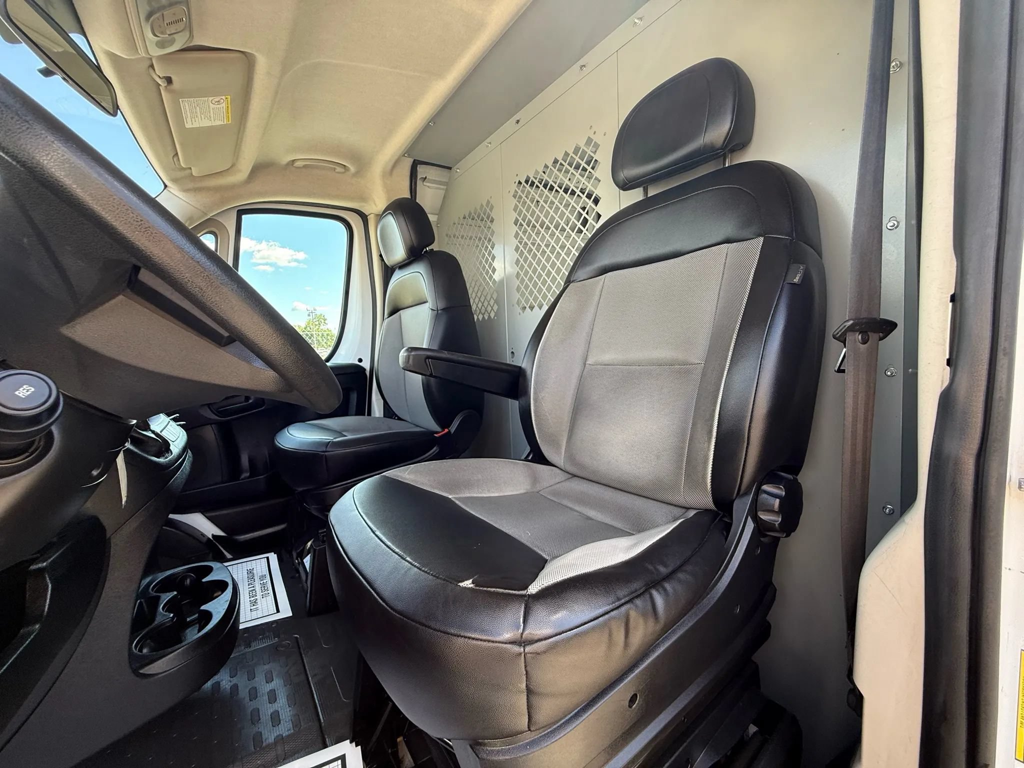 Used 2020 RAM ProMaster 1500 FWD image 28