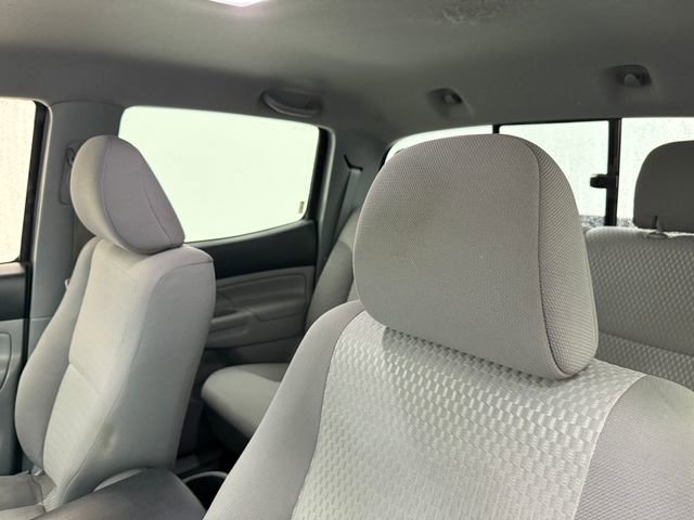 Used 2015 Toyota Tacoma PreRunner w/ SR5 Package RWD image 24