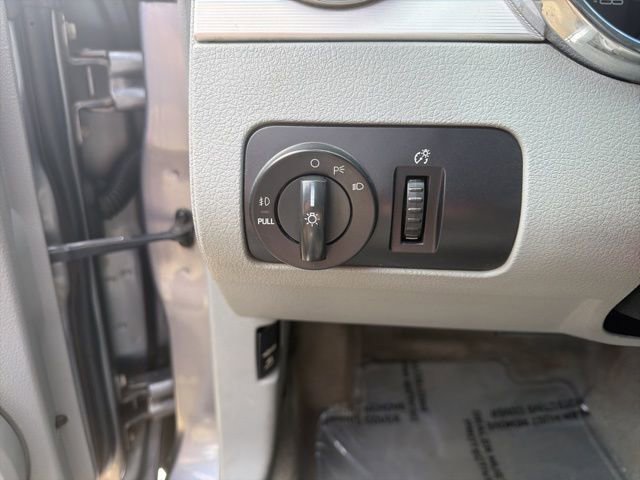 Used 2007 Ford Mustang GT RWD image 14