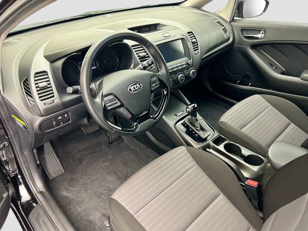Used 2018 Kia Forte S w/ S Technology Plus Package image 9
