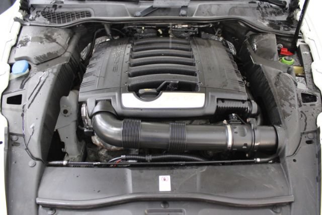Used 2013 Porsche Cayenne AWD/4WD image 28