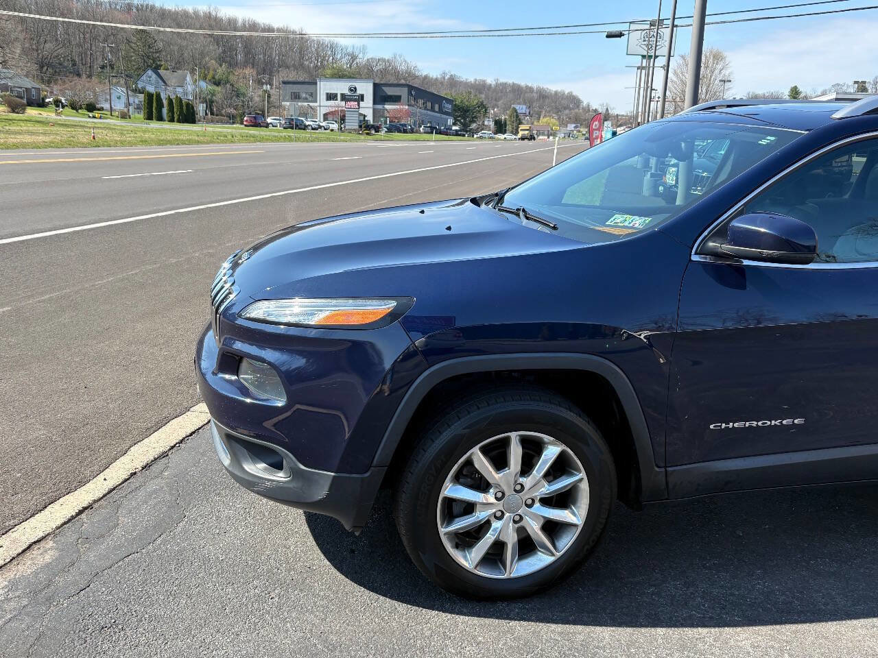 Used 2014 Jeep Cherokee Limited image 9