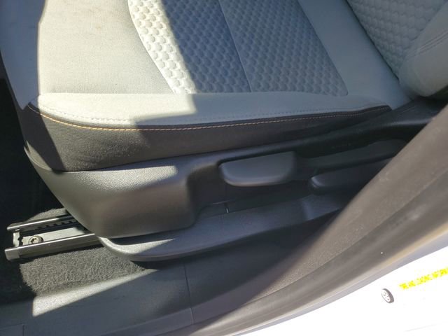 Used 2021 GMC Terrain SLE FWD image 17