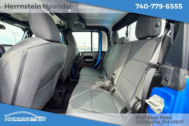 Used 2024 Jeep Gladiator Sport AWD/4WD image 22