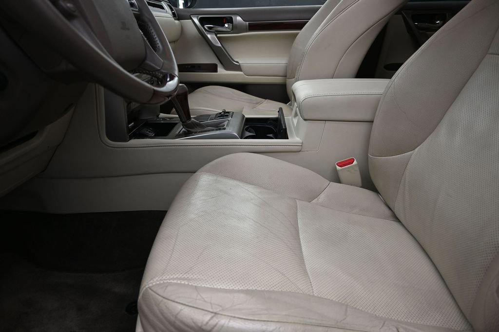 Used 2015 Lexus GX 460 w/ Premium Package AWD/4WD image 13