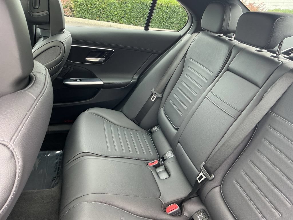 Used 2025 Mercedes-Benz C 300 4MATIC Sedan image 20